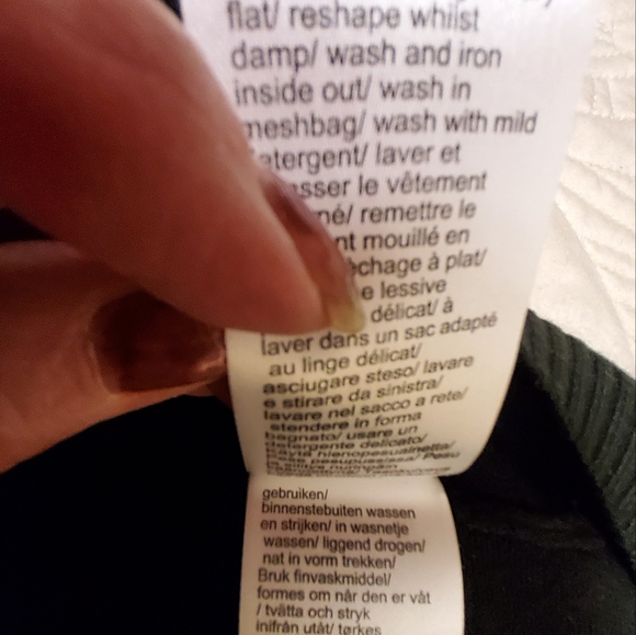 Venus Cold Shoulder Hi-lo Sequined Sweater - Picture 7 of 7